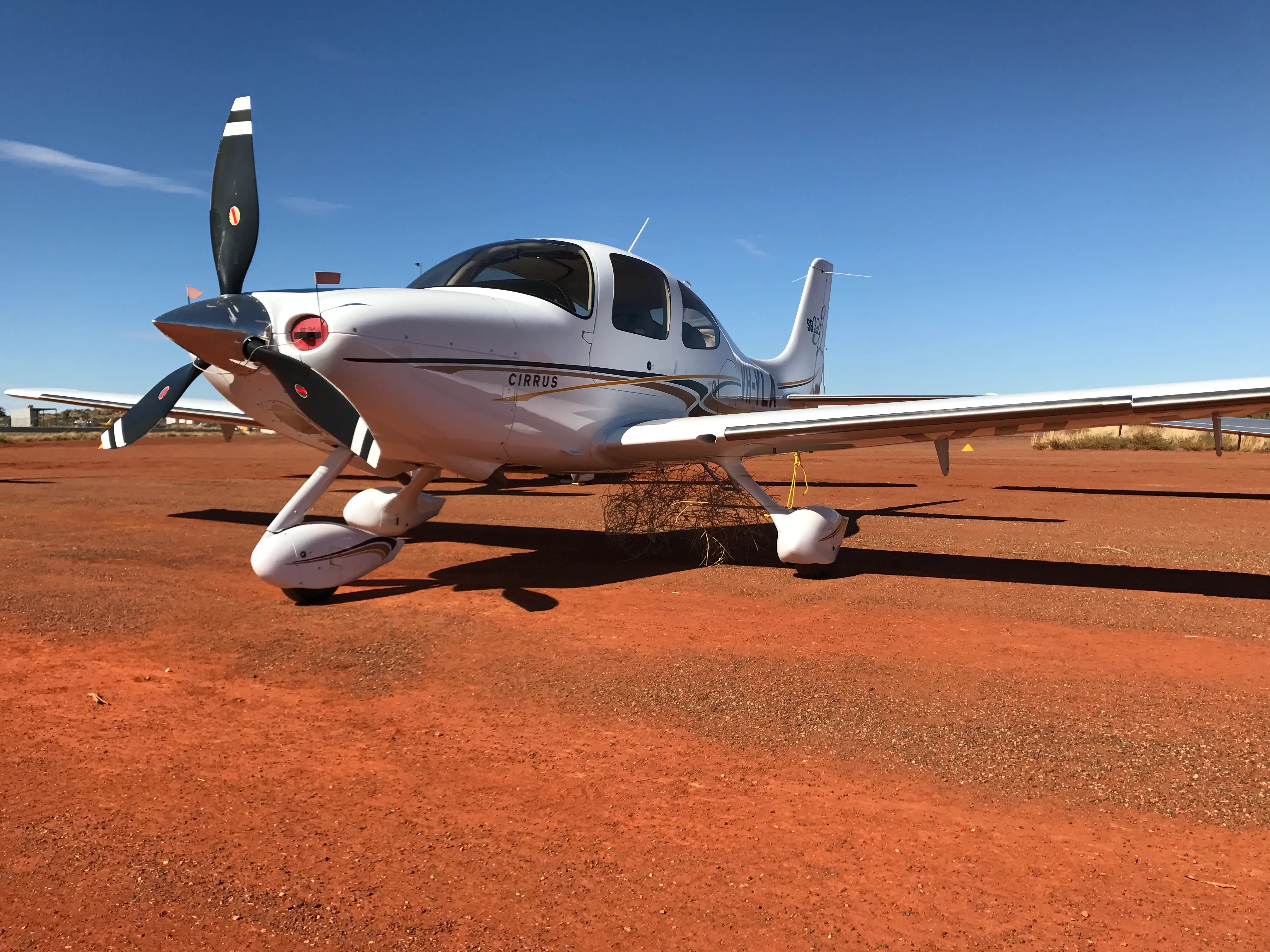 SR22 at Uluru